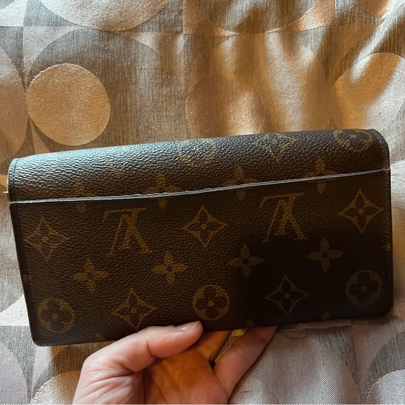 LOUIS VUITTON MONOGRAM SARAH LONG WALLET CLUTCH - Picture 16 of 16